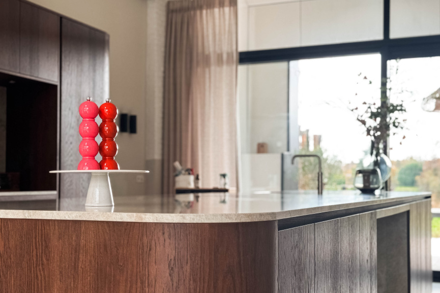 Thomas Bos-Interieurbouw-keuken-fineer-taj mahal