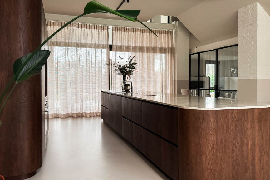 Thomas Bos-Interieurbouw-keuken-fineer-taj mahal